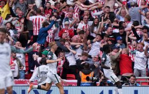 در بازی ۲۰۰ میلیون: اکستازی خالص! باشگاه سنتی در دقیقه ۹۵ برنده می شود و به لیگ برتر صعود می کند